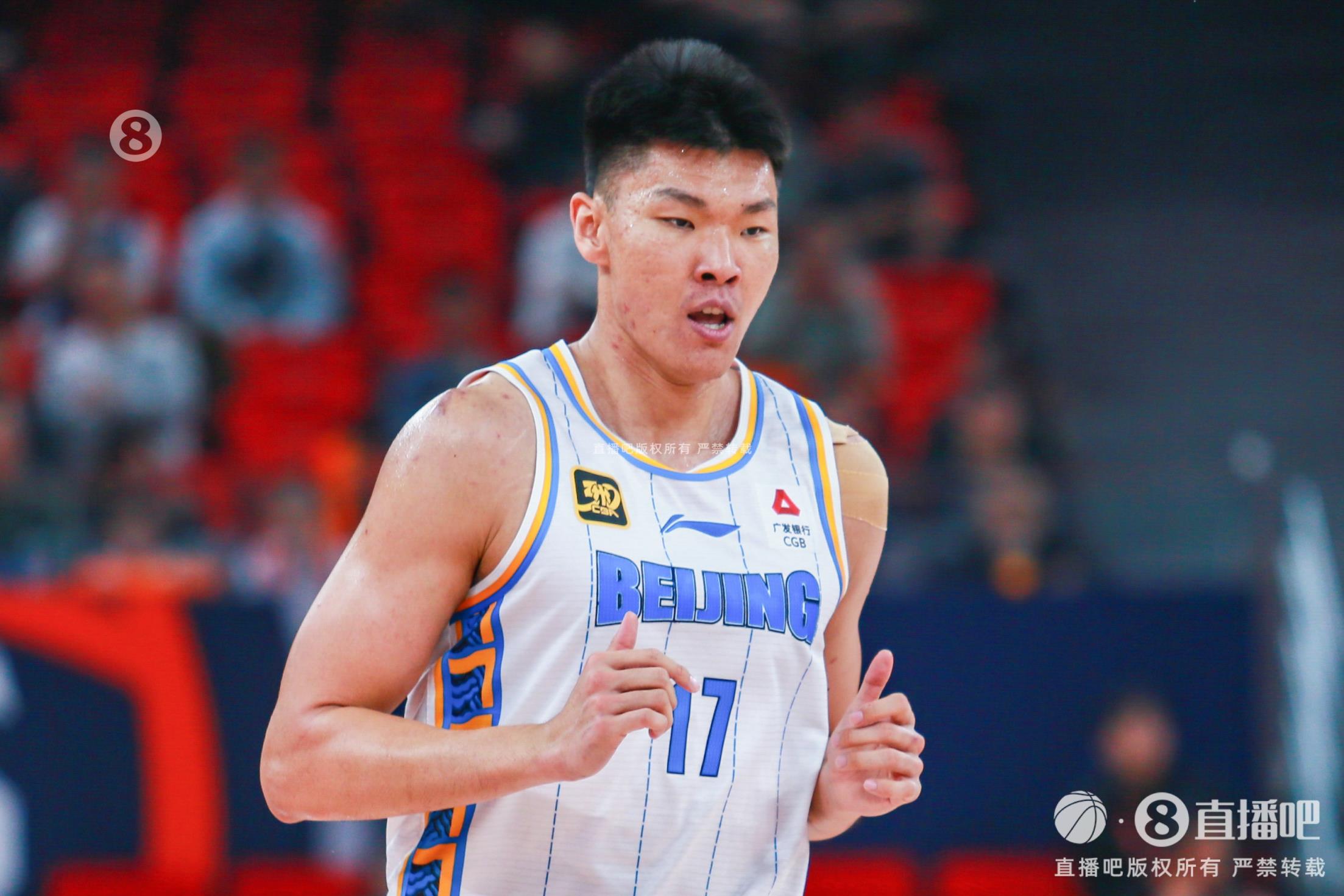 進攻端把握機會不錯！范子銘10投7中貢獻16分3助攻