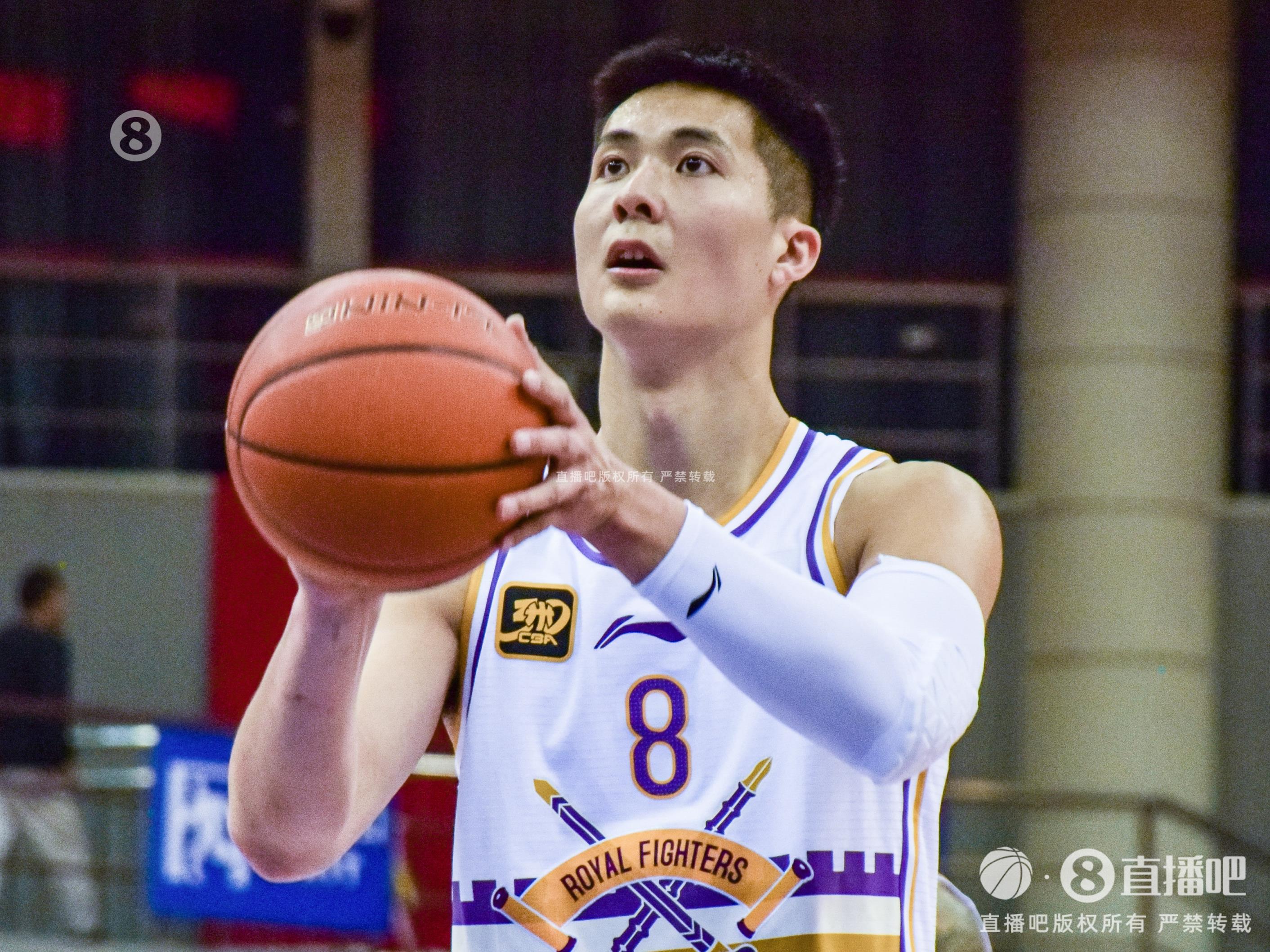 拼盡全力！朱松瑋11中9拿到22分4板6助 三分6中4